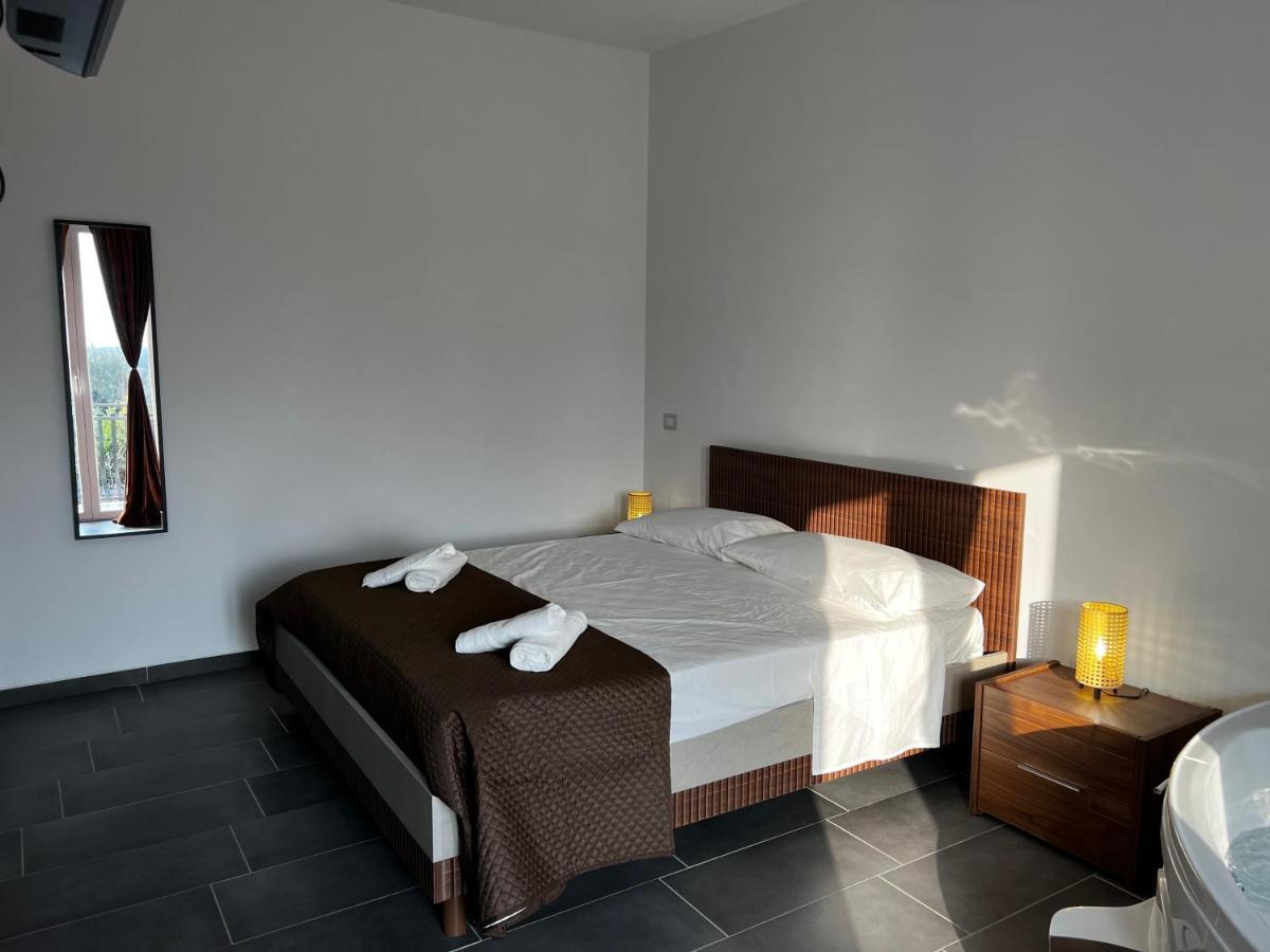 Habitat Luxury Suites Беллона Экстерьер фото
