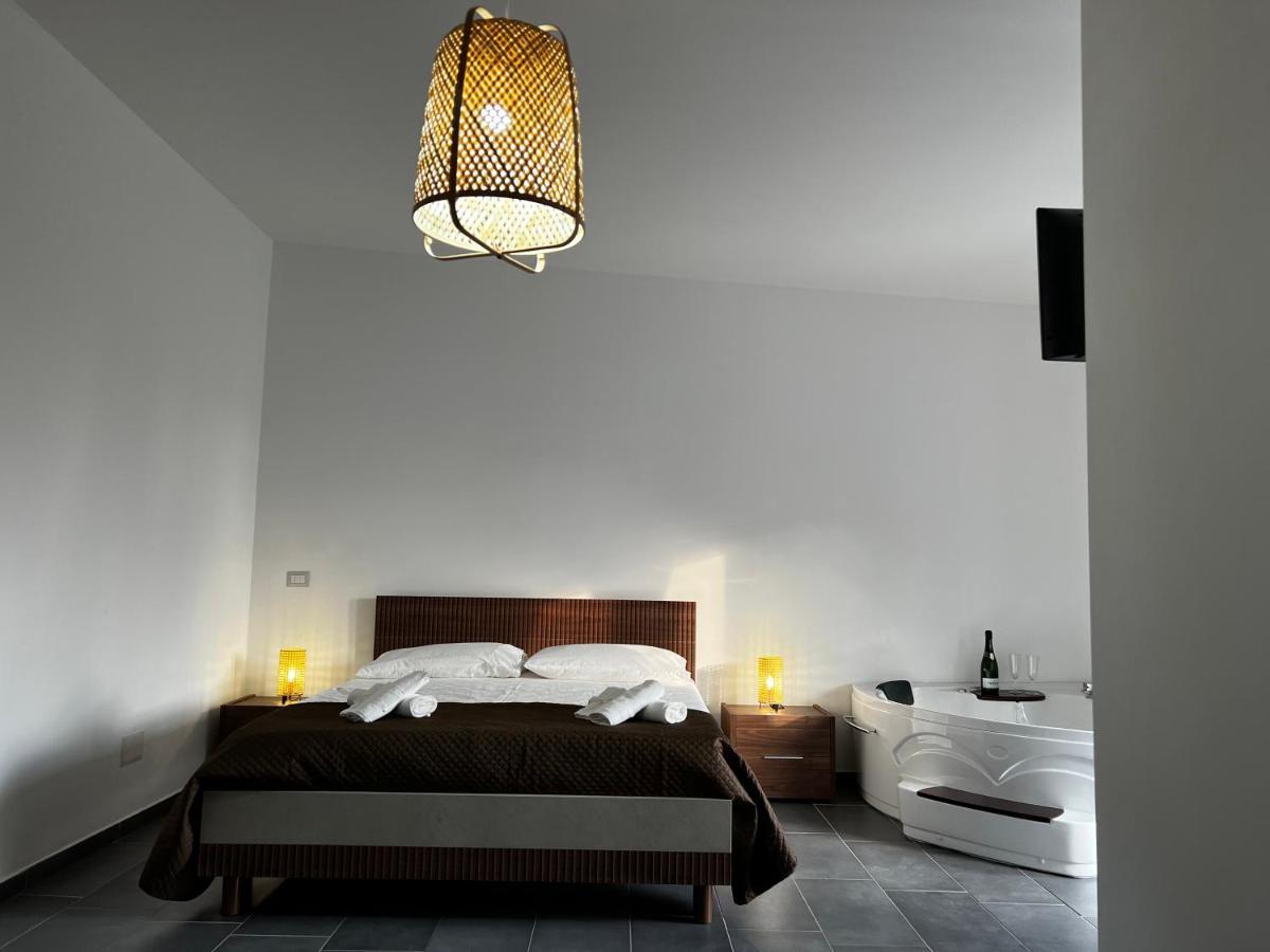 Habitat Luxury Suites Беллона Экстерьер фото