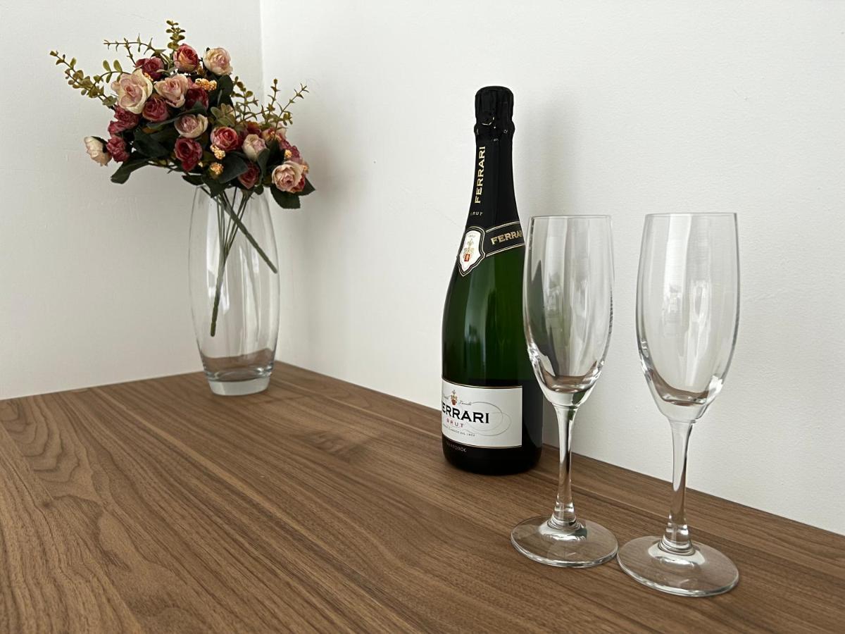 Habitat Luxury Suites Беллона Экстерьер фото