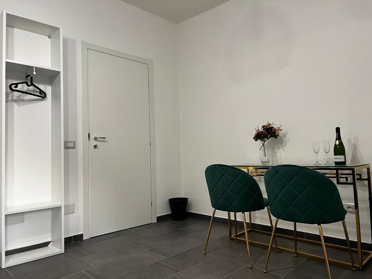 Habitat Luxury Suites Беллона Экстерьер фото