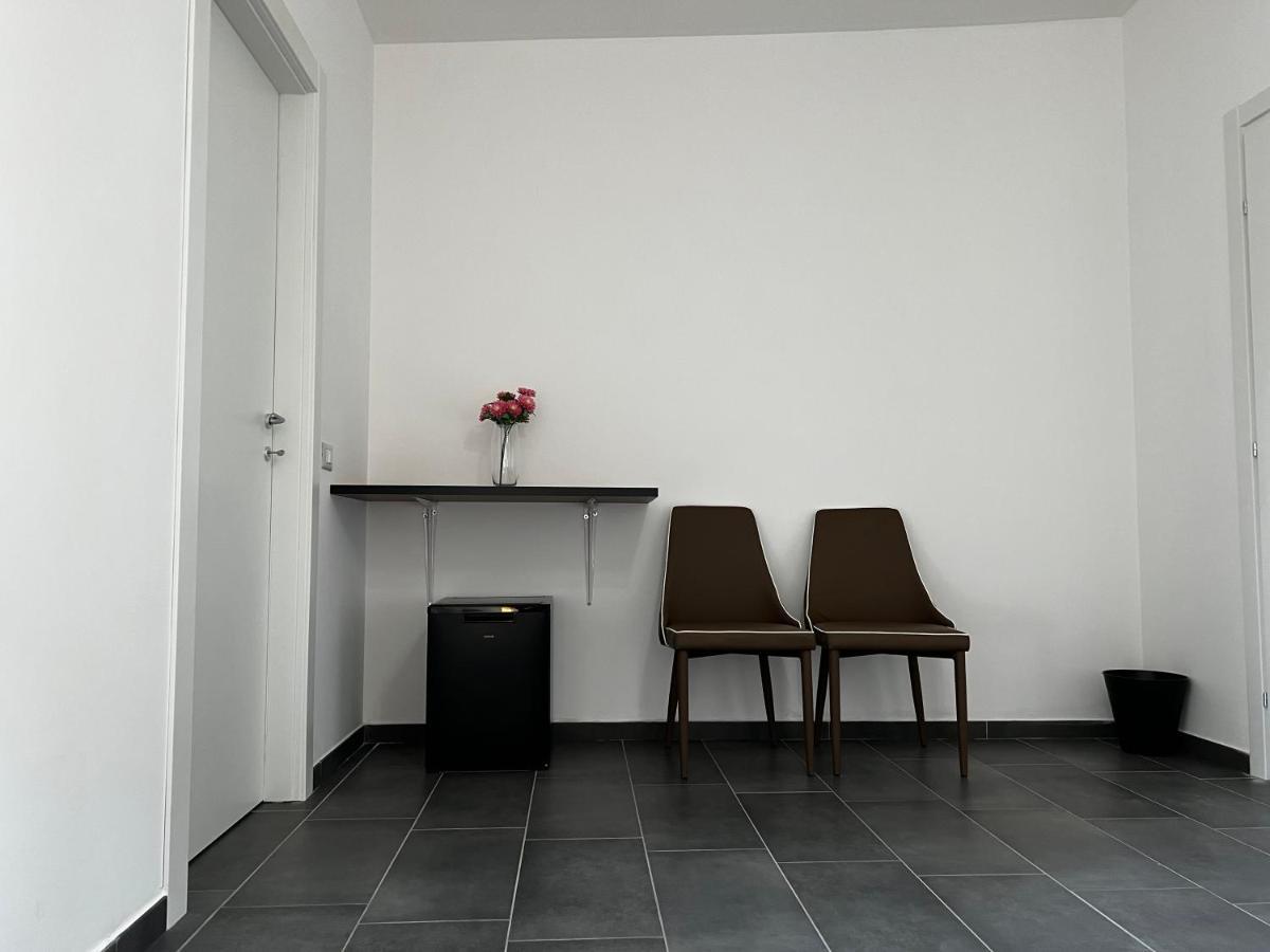 Habitat Luxury Suites Беллона Экстерьер фото