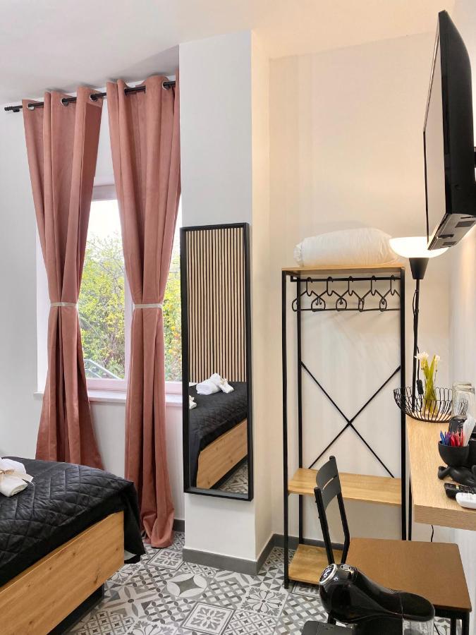 Habitat Luxury Suites Беллона Экстерьер фото