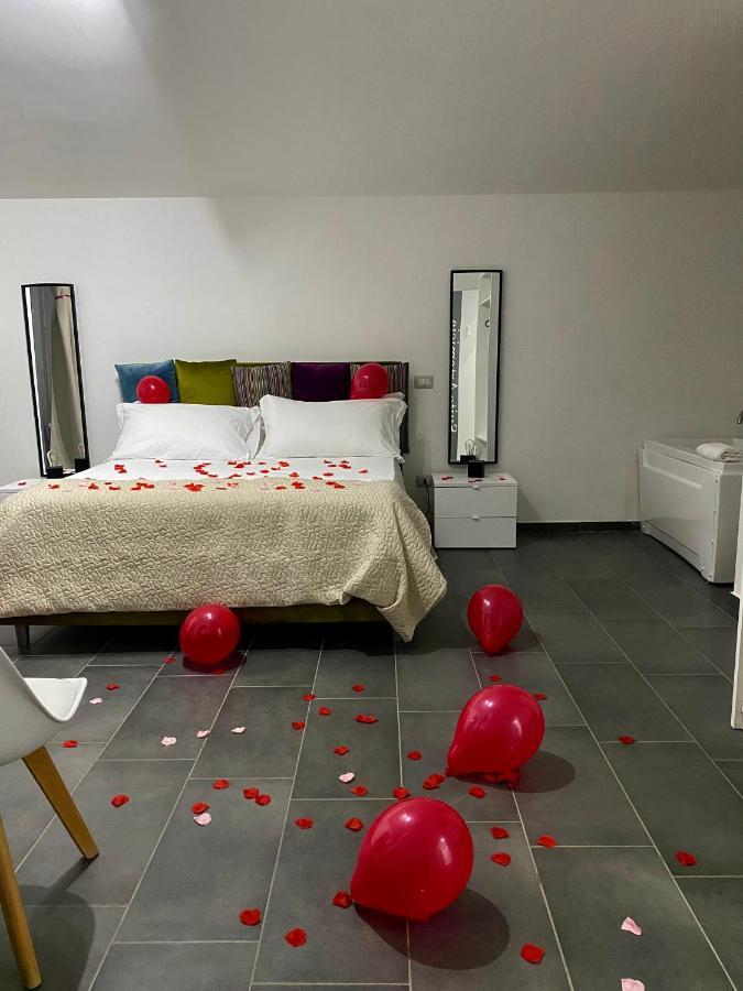 Habitat Luxury Suites Беллона Экстерьер фото