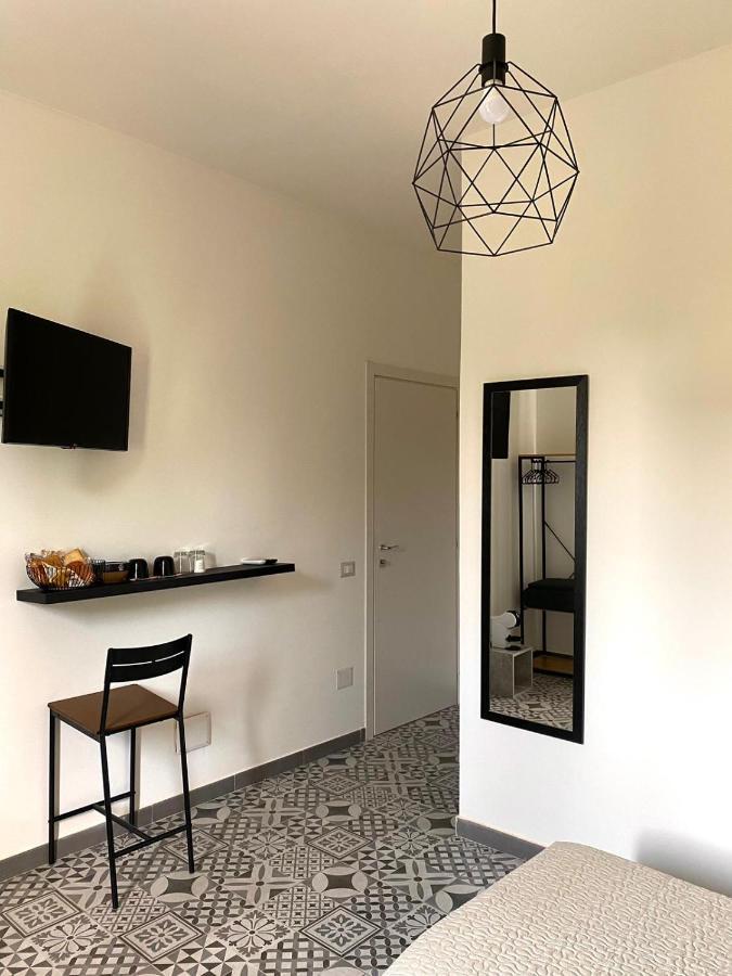 Habitat Luxury Suites Беллона Экстерьер фото